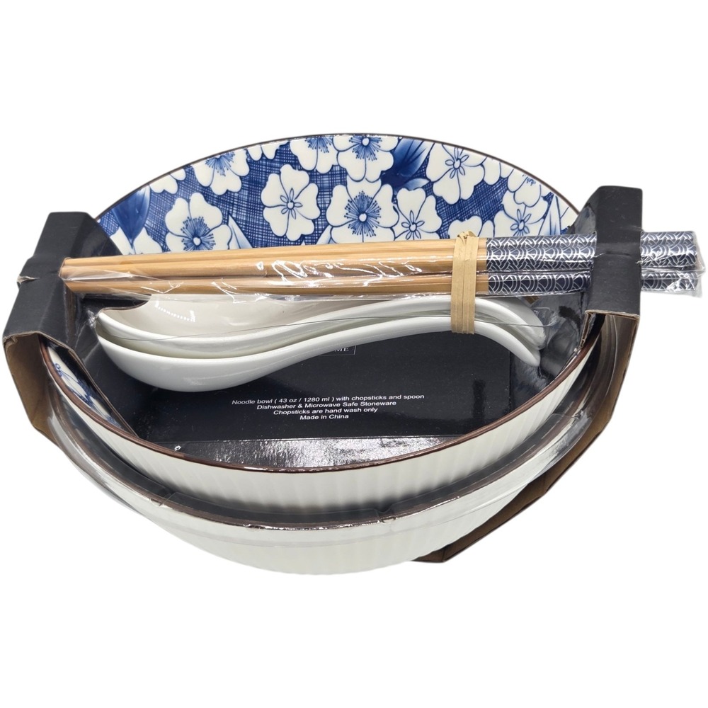 SH Home Blue Floral Ceramic Ramen Noodle Bowl Set of 2 With Chopsticks And Spoon